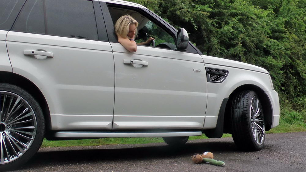 Angel Range Rover Crush Cruella